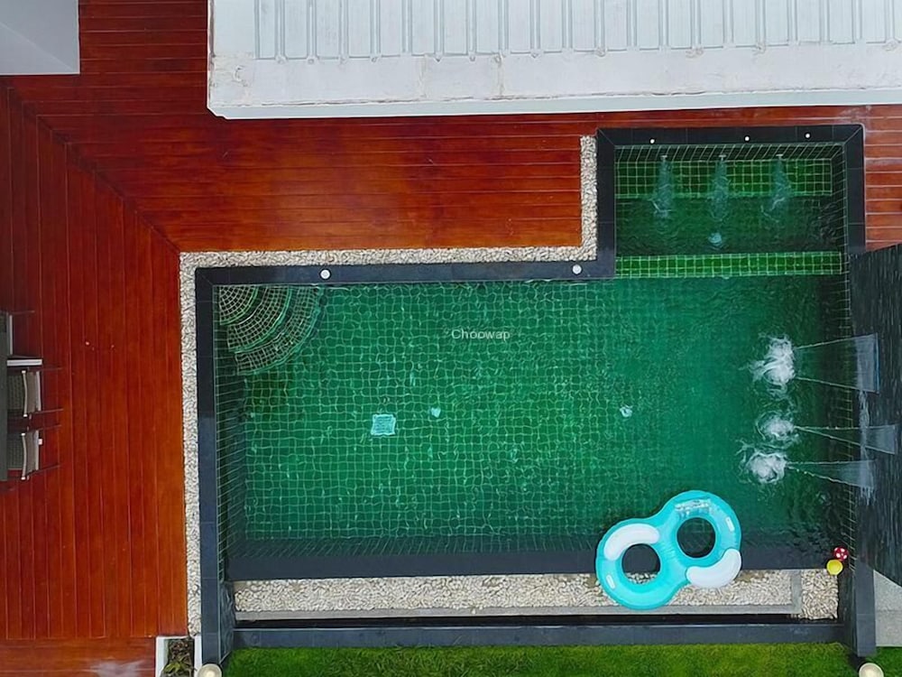 Jira Pool Villa 10/67