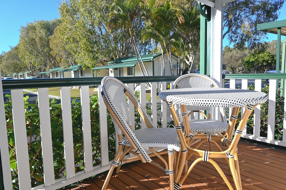 Glen Villa Resort 38/48