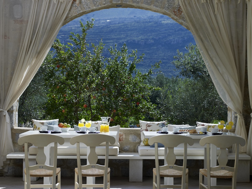 Porto Vitilo Boutique Hotel 35/48