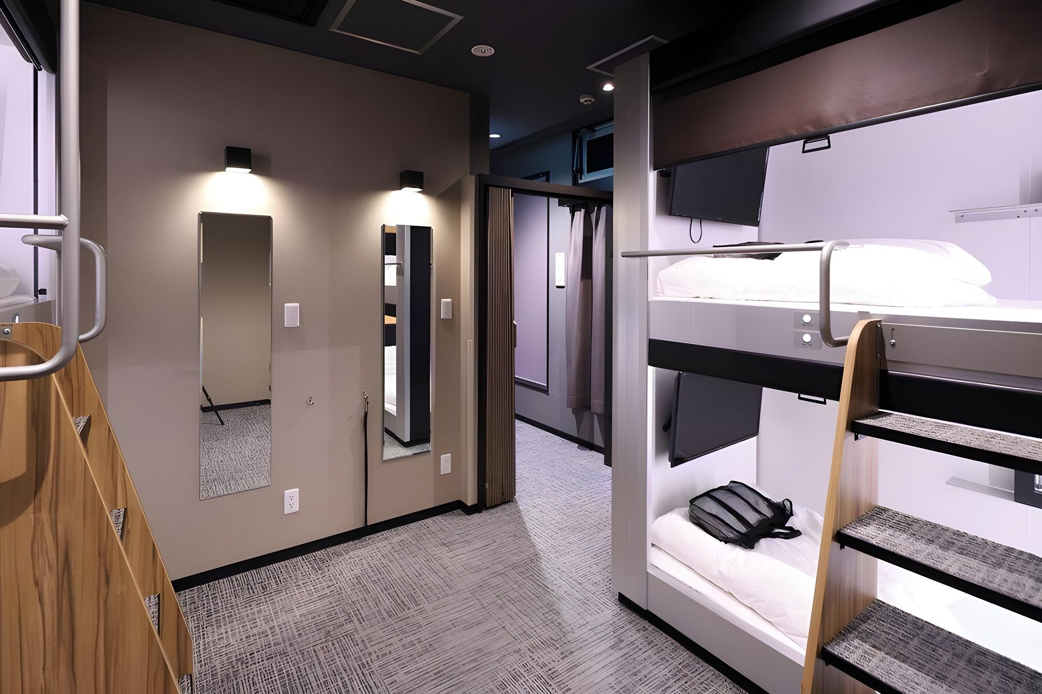 Men's, Premium, Cabin
