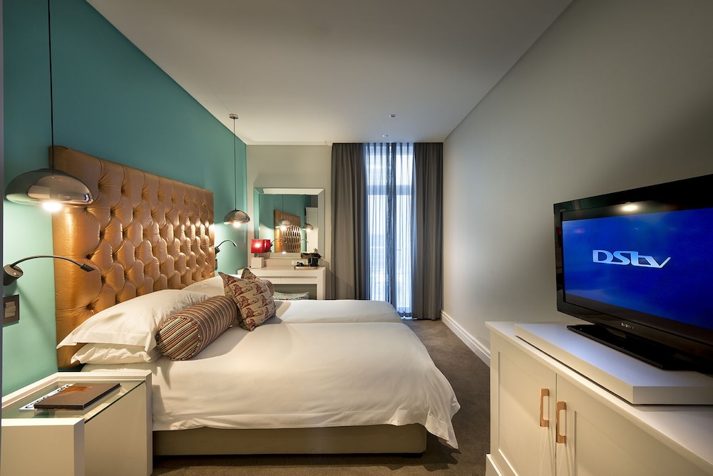 The Grand Daddy Boutique Hotel 38/84