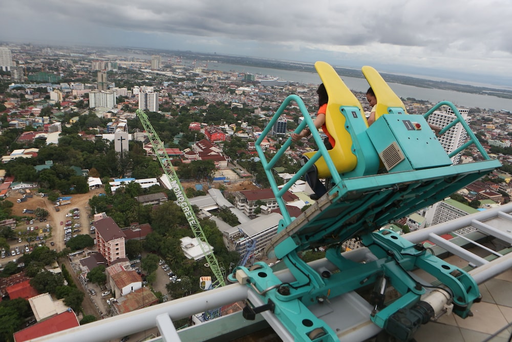 Crown Regency Hotel and Towers Cebu City 39/47