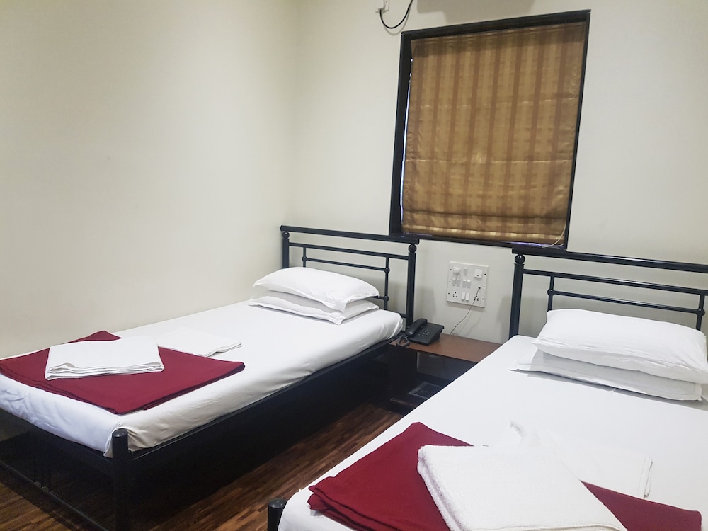 Hotel Kumkum 9/42