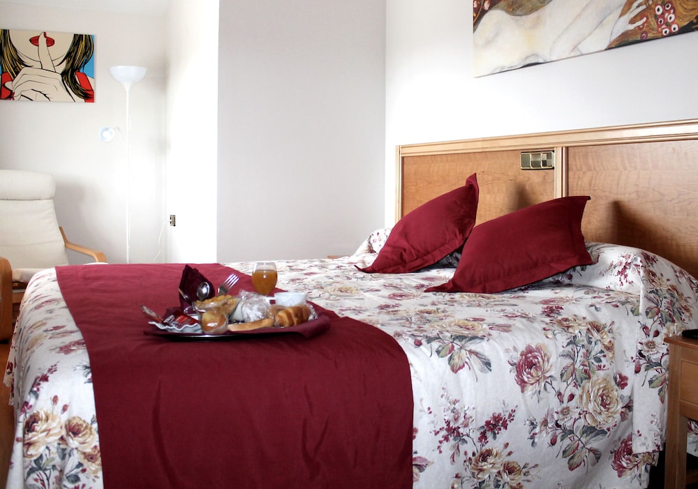 Hotel Los Barruecos 10/29