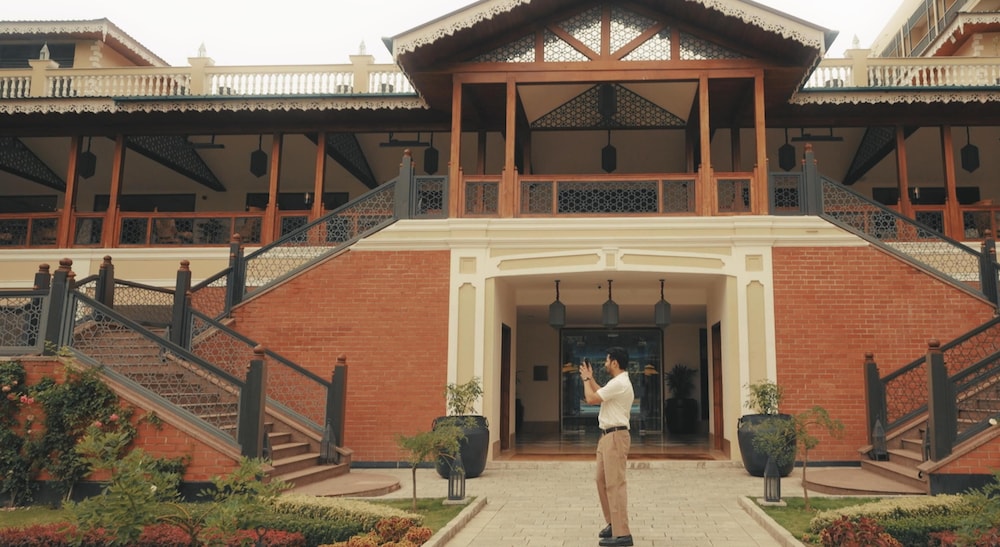 Radisson Collection Hotel & Spa, Riverfront Srinagar 5/50