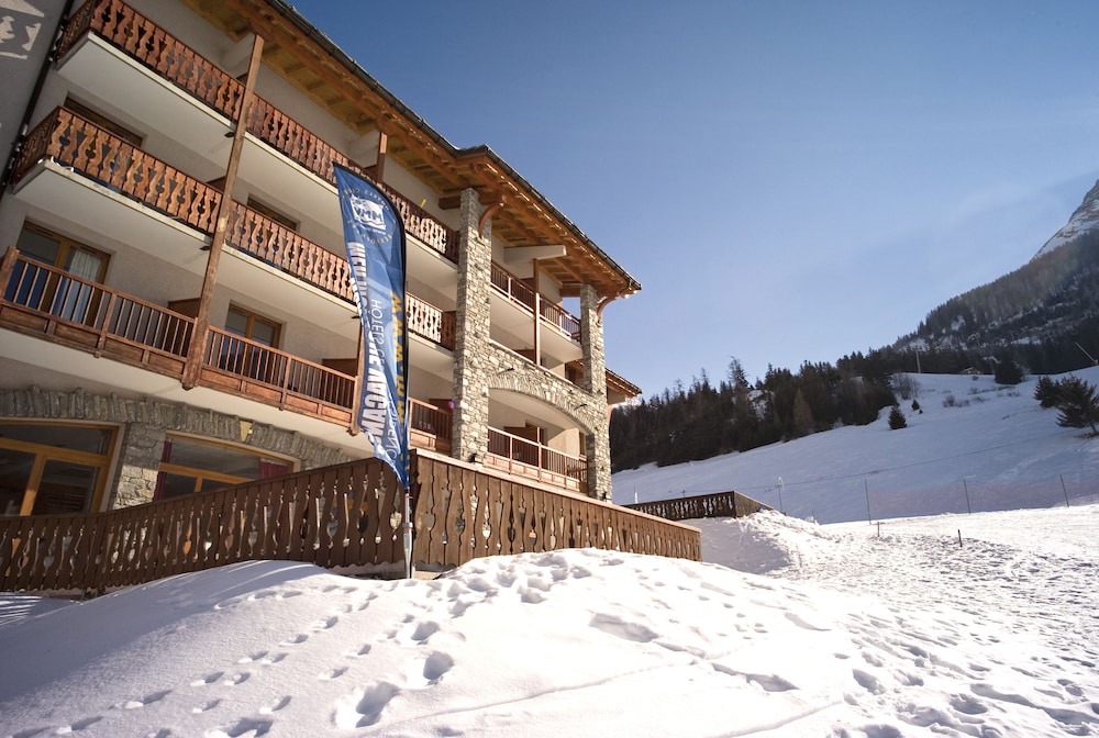 CLUB MMV VAL CENIS HOTEL 4/50