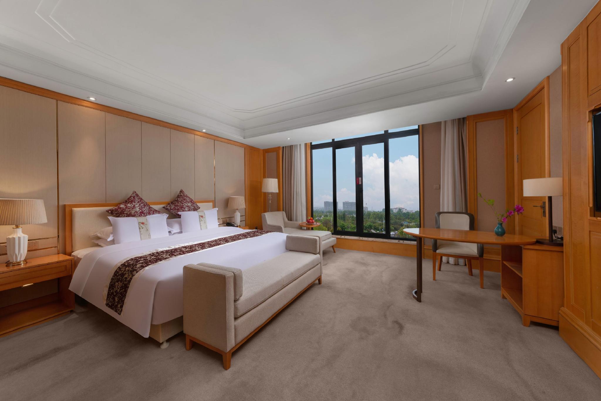 Bright Hotel Huaibei 4/37