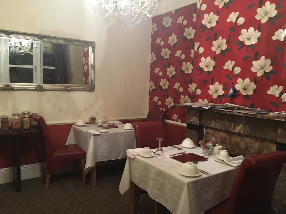Gillygate Guest House 47/50