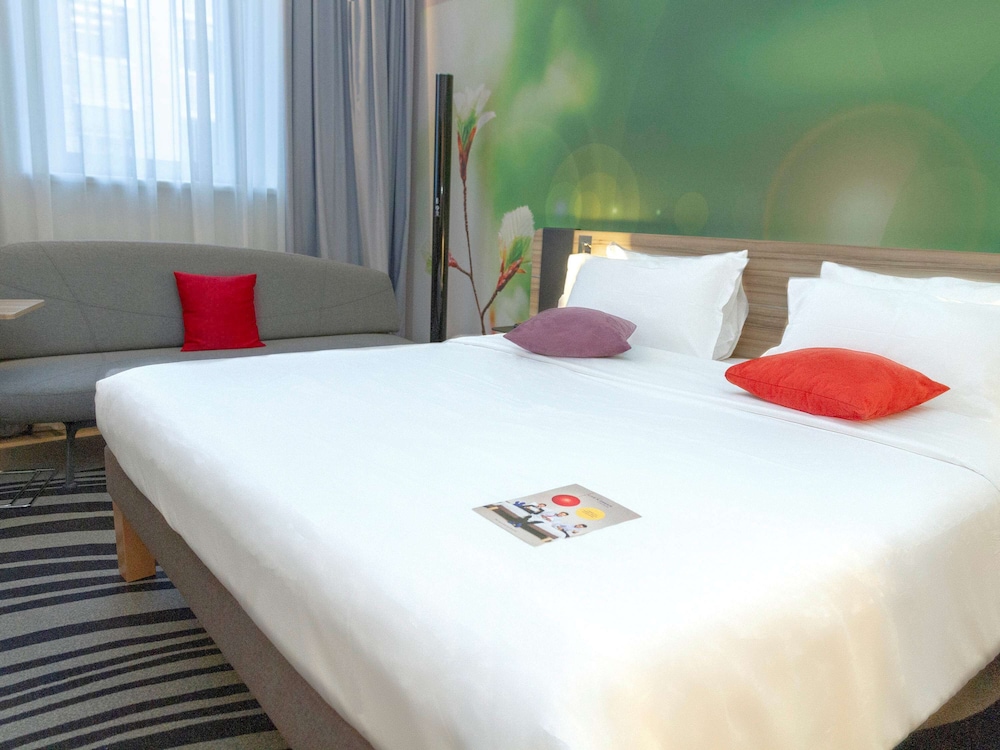 NOVOTEL WIEN CITY 19/68