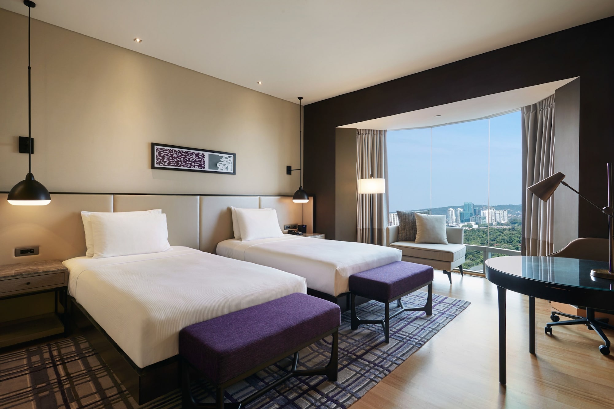 DELUXE, SINGLE BED, LAKE VIEW