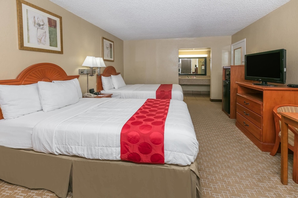 Ramada By Wyndham Odessa Near University Of Texas Permian 7/39