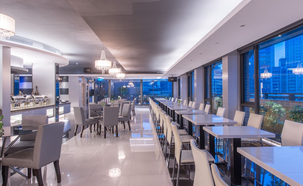 Forward Hotel Nangang 51/70
