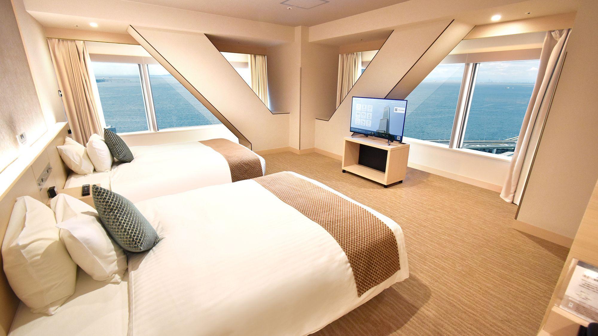 Deluxe, Twin Beds, Bay View, Ocean View, Night View, Corner