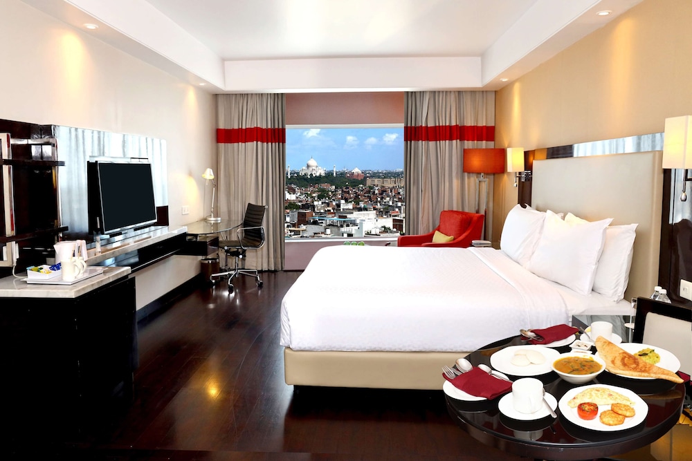Radisson Hotel Agra 25/68