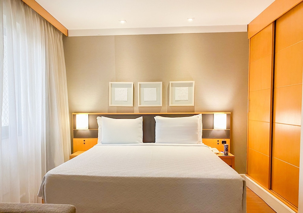 LUXURY DOUBLE BED