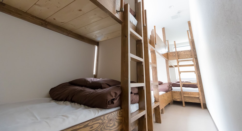 MIXED DORM