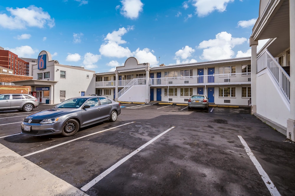 Motel6 Washington, DC - Convention Center photo4