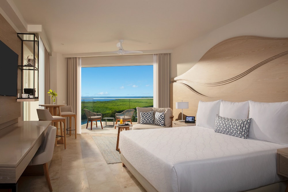 BREATHLESS CANCUN SOUL RESORT AND SPA 6/50