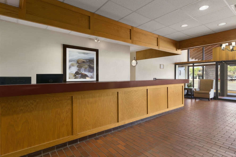 Travelodge by Wyndham Thunder Bay 6/39