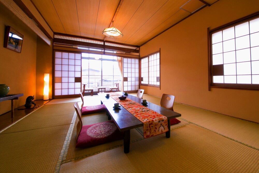 Beppu Koraku 48/60