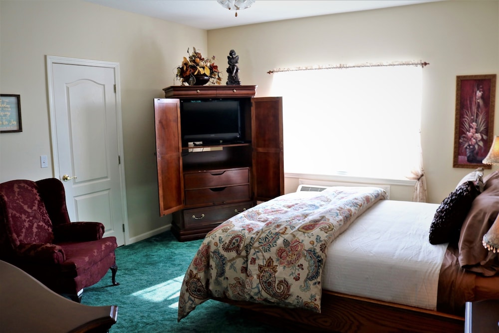 Bradford House Bed & Breakfast 12/54