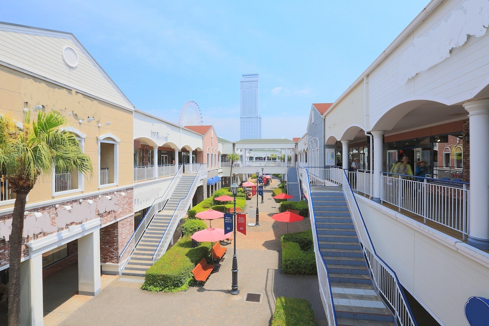 THE PREMIUM HOTEL IN RINKU 6/57