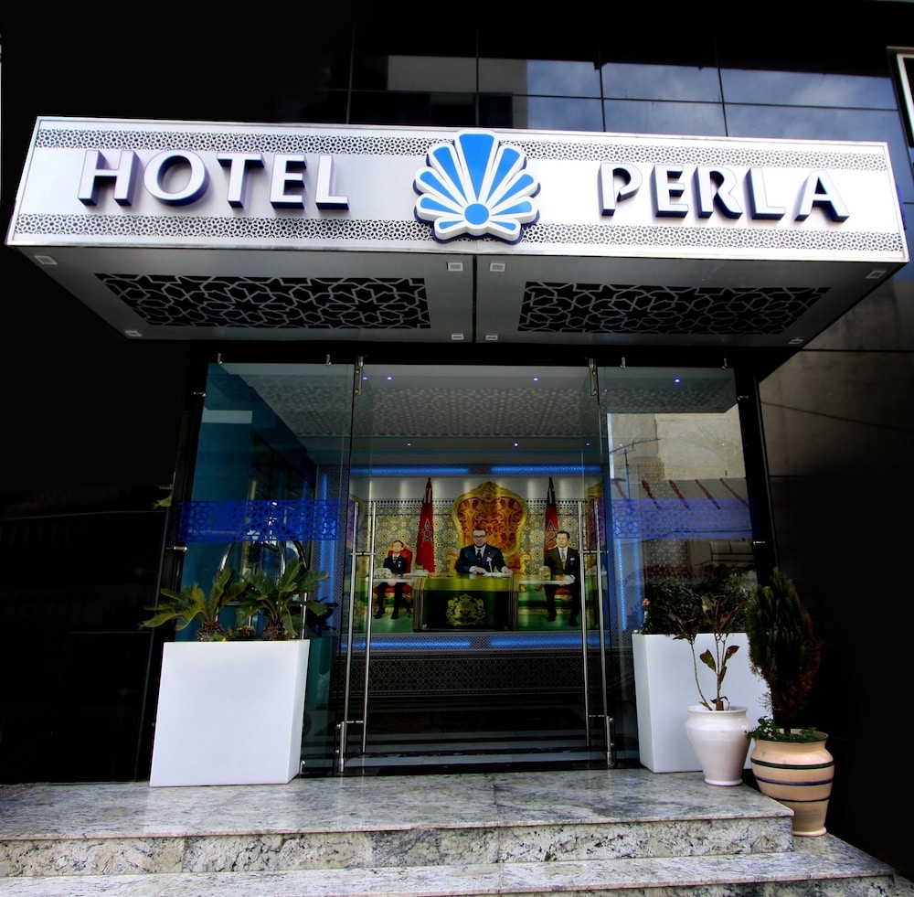 Hotel La Perla 1/21
