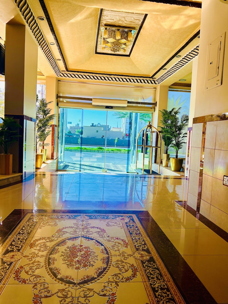 Arabian Palm Hotel 12/50