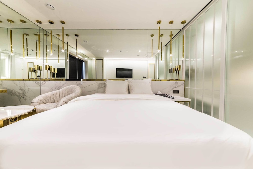 Forestar Hotel 2 14/38