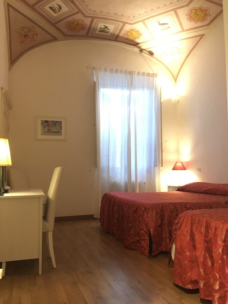 Relais La Corte Dei Cavalieri 35/50