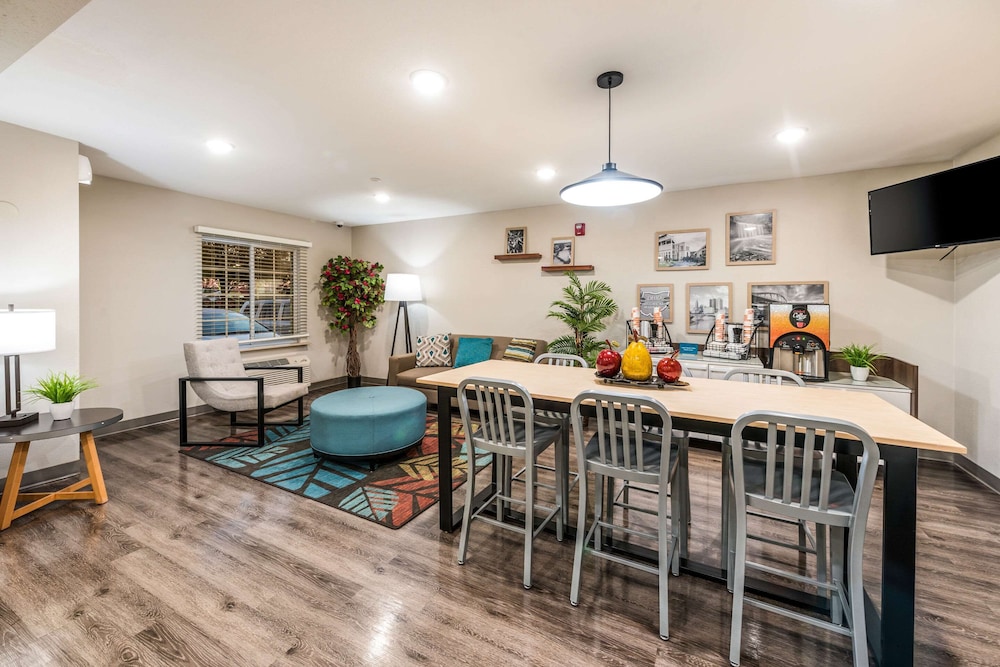 WoodSpring Suites Columbus West - Hilliard 38/53