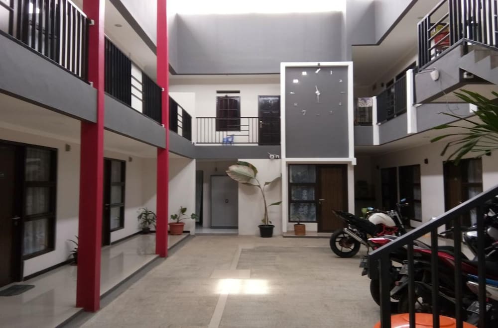 Wisma Surya 19/22