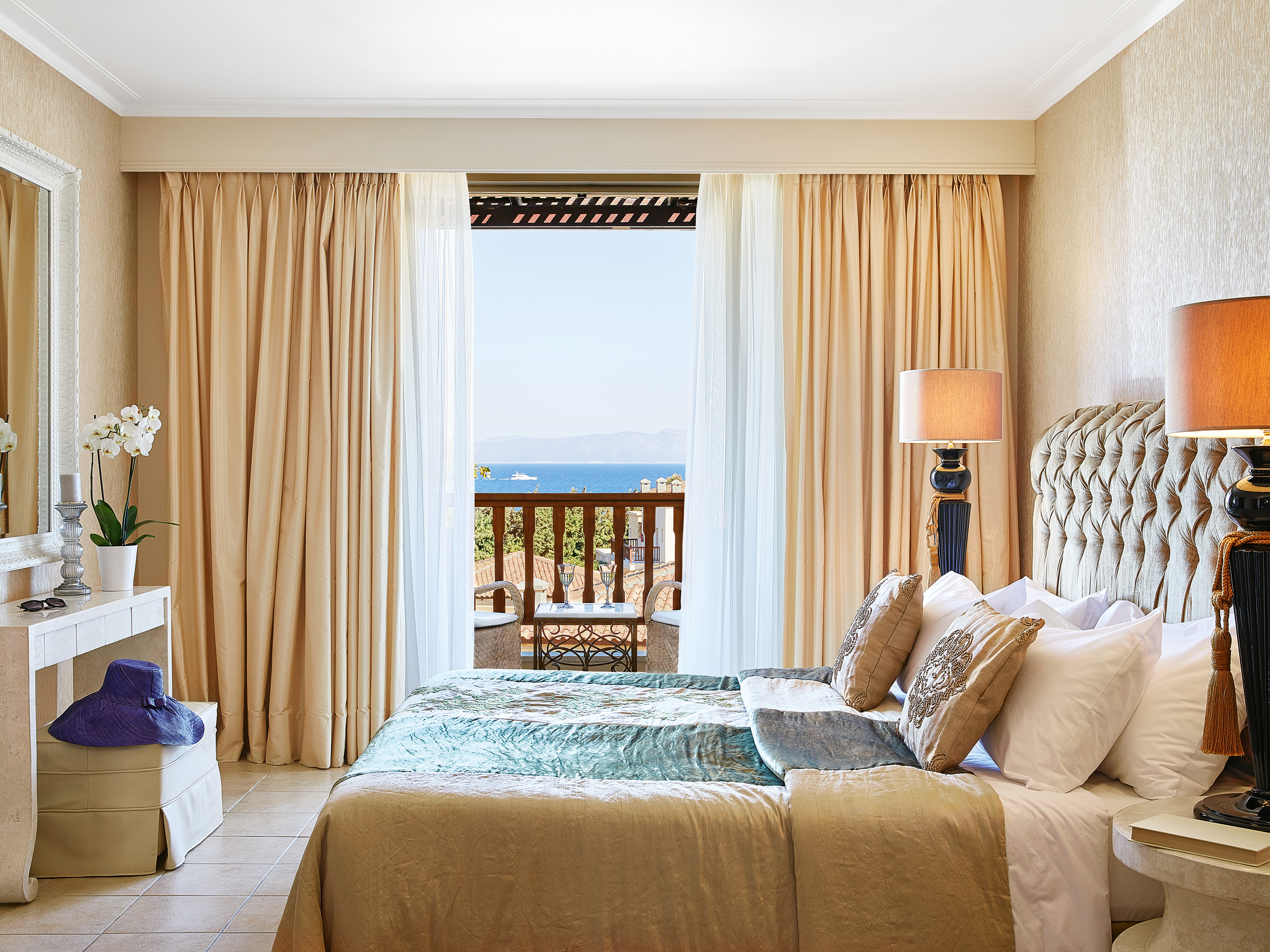 Senior, Penthouse, Suite, Sea View