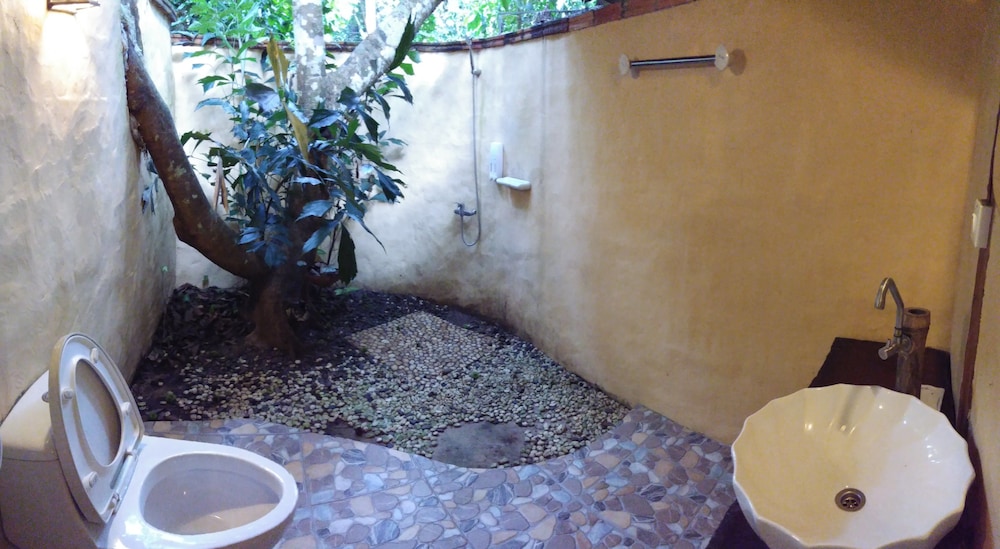 Baandin Chiewlarn Resort 30/68