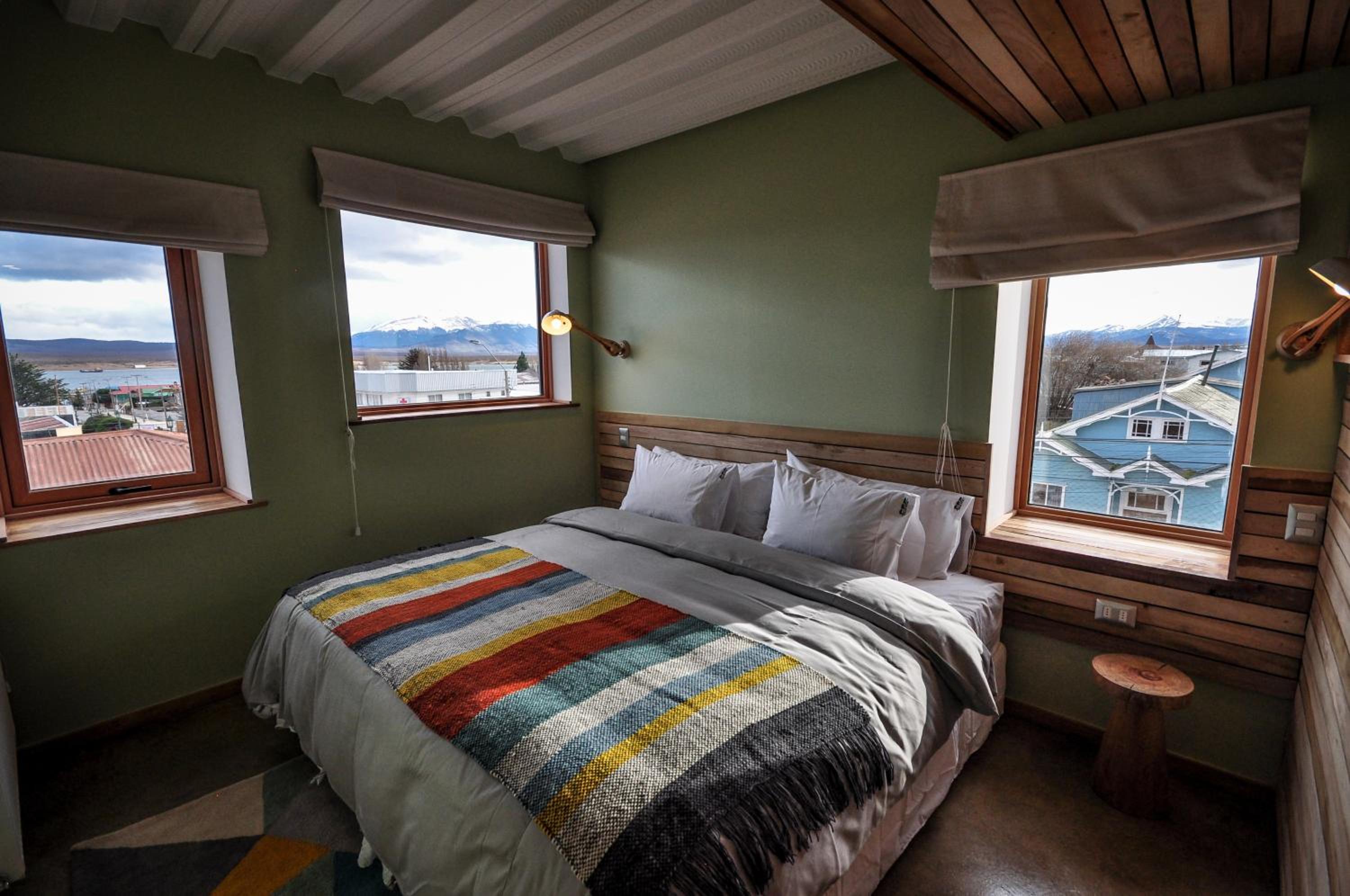 Room, Double Bed