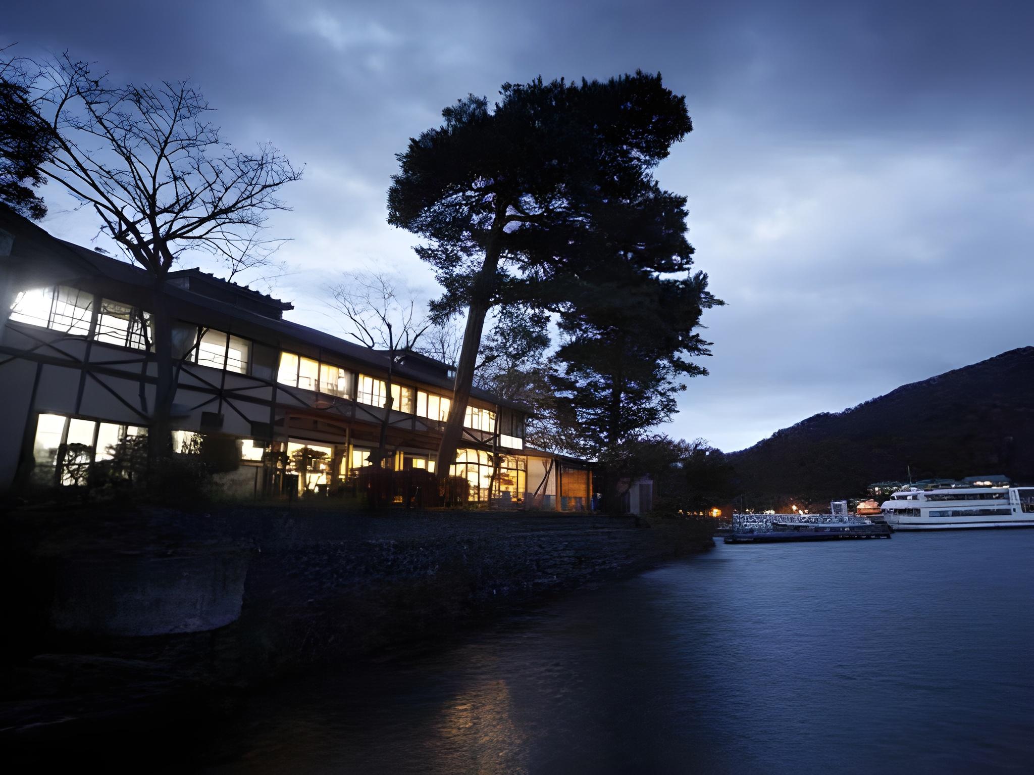 Hotel Kojoen 11/12