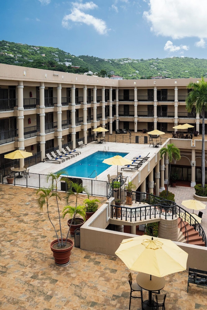 Windward Passage Hotel USVI 62/65