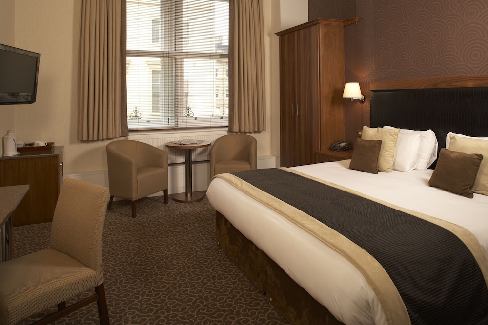 Midland Hotel Bradford 19/63