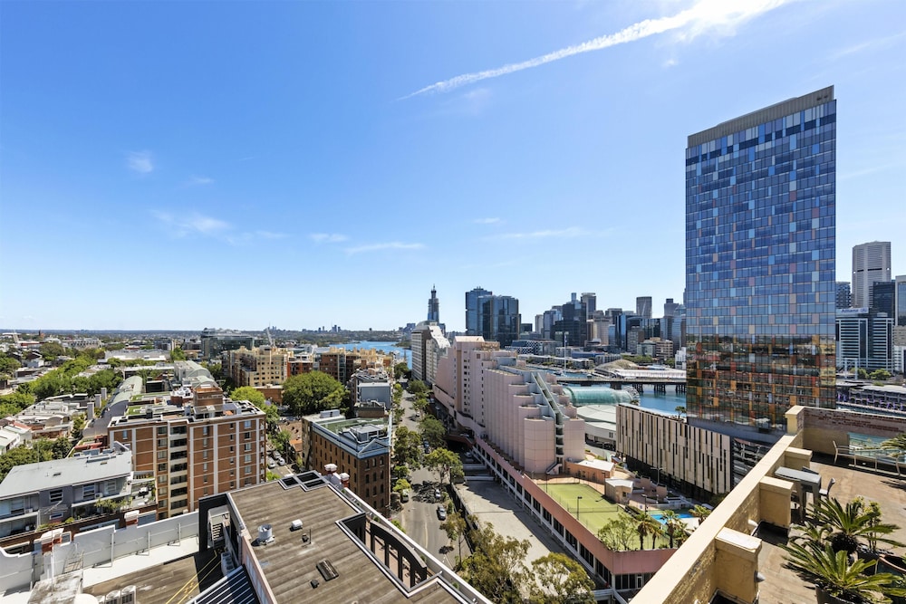 Oaks Sydney Goldsbrough Suites 63/69