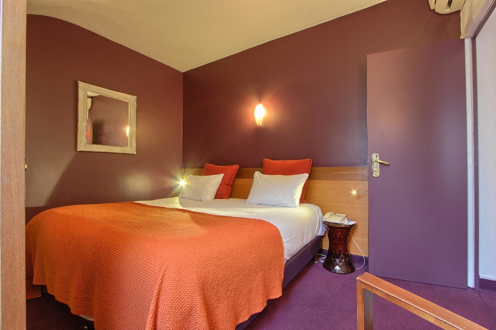 Timhotel Invalides Eiffel 23/68