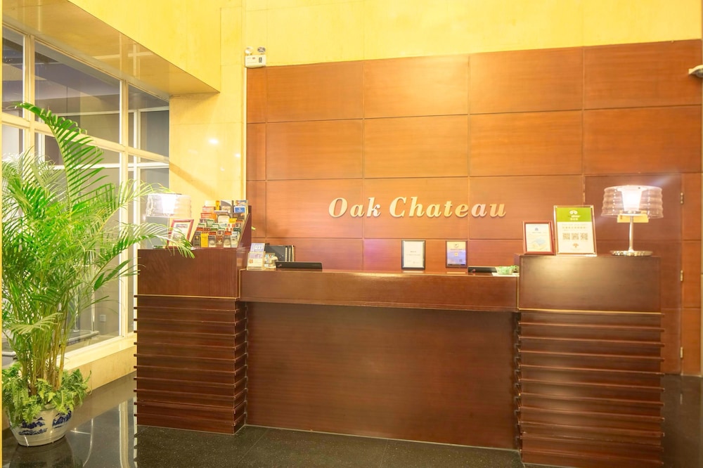Oak Chateau 7/41