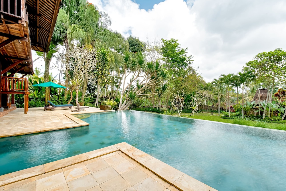 Villa Atas Awan 42/50