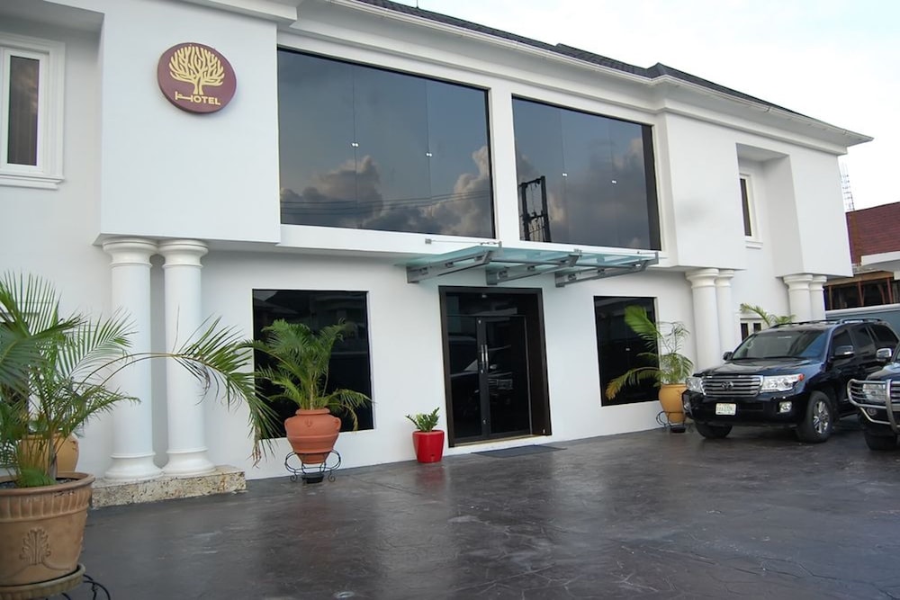 The Montrose Hotel Lekki 22/23