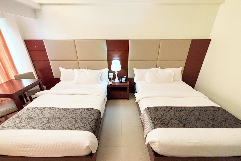 The Muse Beach Front Hotel Boracay 17/50