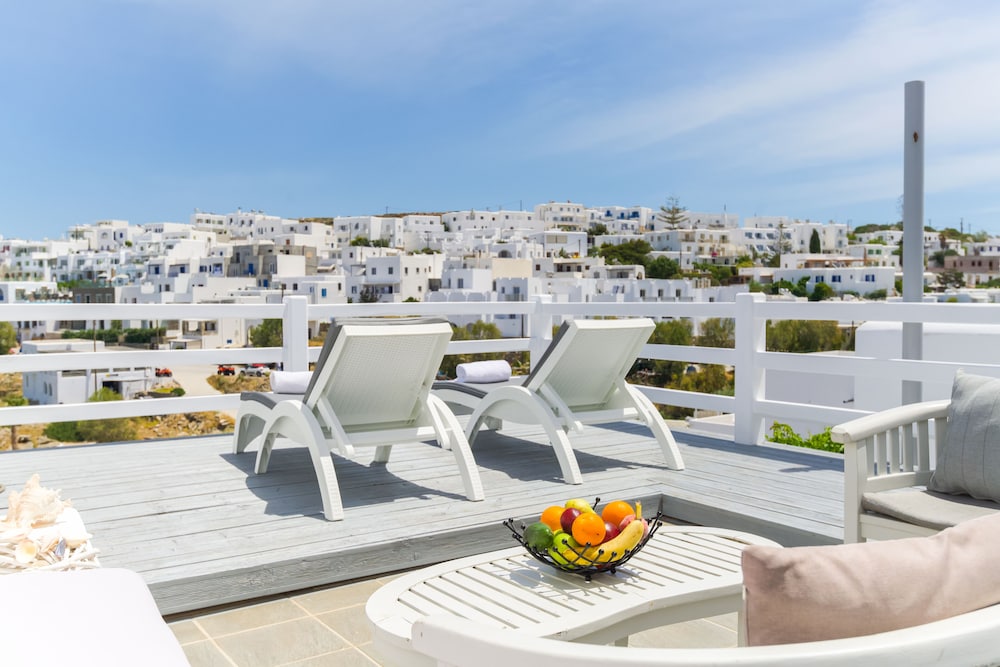 Alexandros Studios And Apartments 2/76