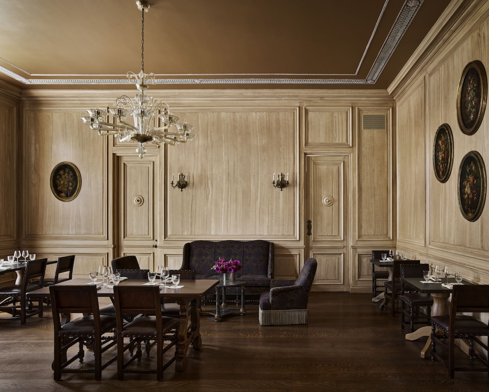 Commodore Perry Estate, Auberge Resorts Collection 45/68