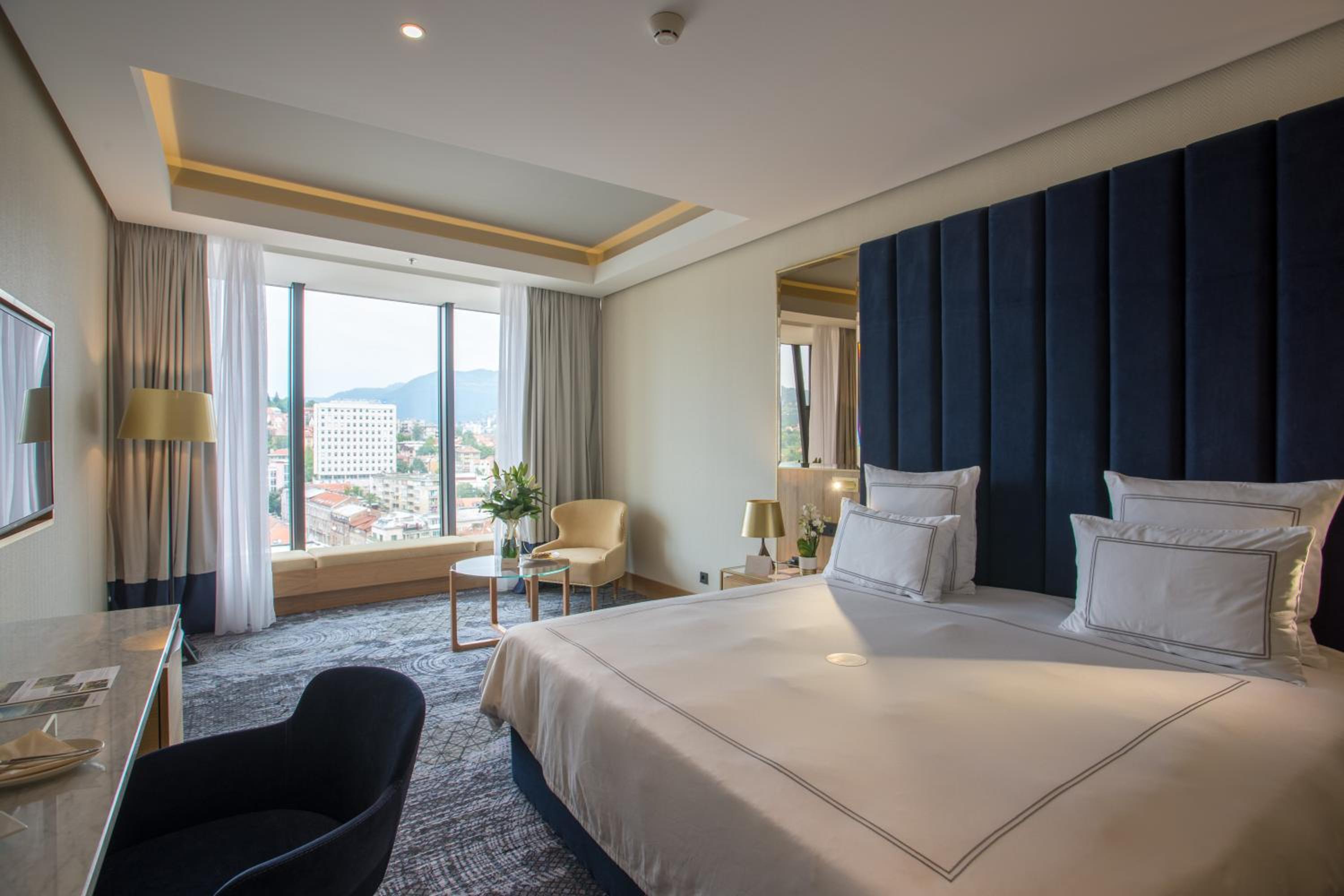 Superior, King Bed