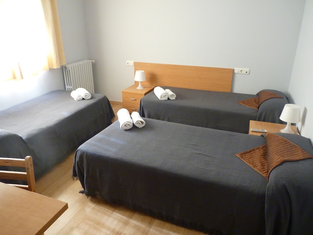Hotel 139 17/63