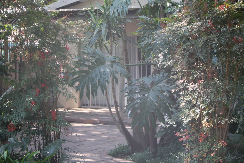 Dove's Nest Guest House 32/61