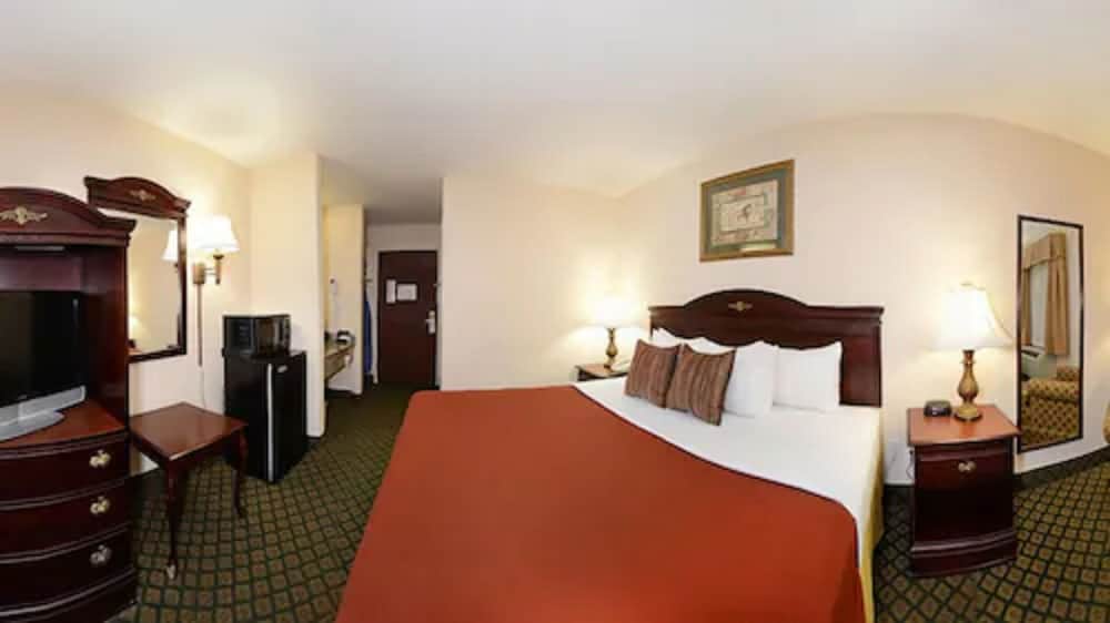 Days Inn And Suites Eunice 8/47